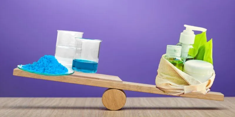 Sự khác biệt mỹ phẩm thiên nhiên và hóa học